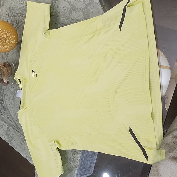 Gymshark Other - Gymshark Yellow Apex Short Sleeve Tee for Active Wear Medium Like New